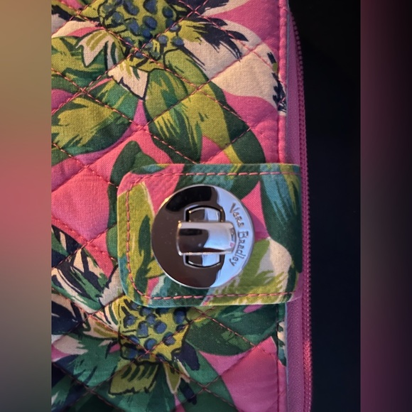 Vera Bradley wallet - Picture 3 of 5